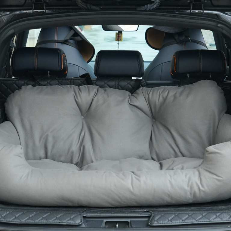 Fluff Dog Car Seat
