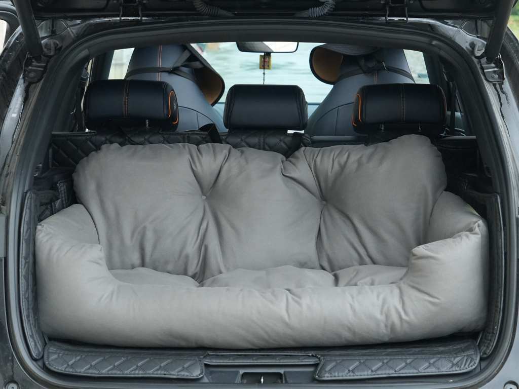 Fluff Dog Car Seat