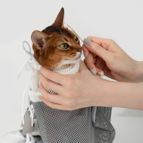 Detachable Anti-Scratch Cat Grooming Wrap