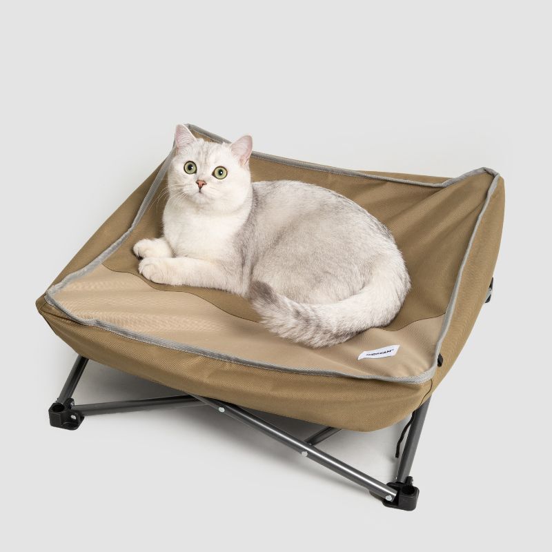urbanTrail Moisture-Resistant Portable Pet Cot