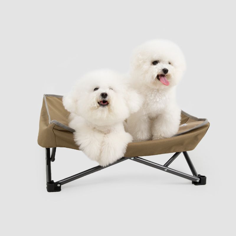 urbanTrail Moisture-Resistant Portable Pet Cot