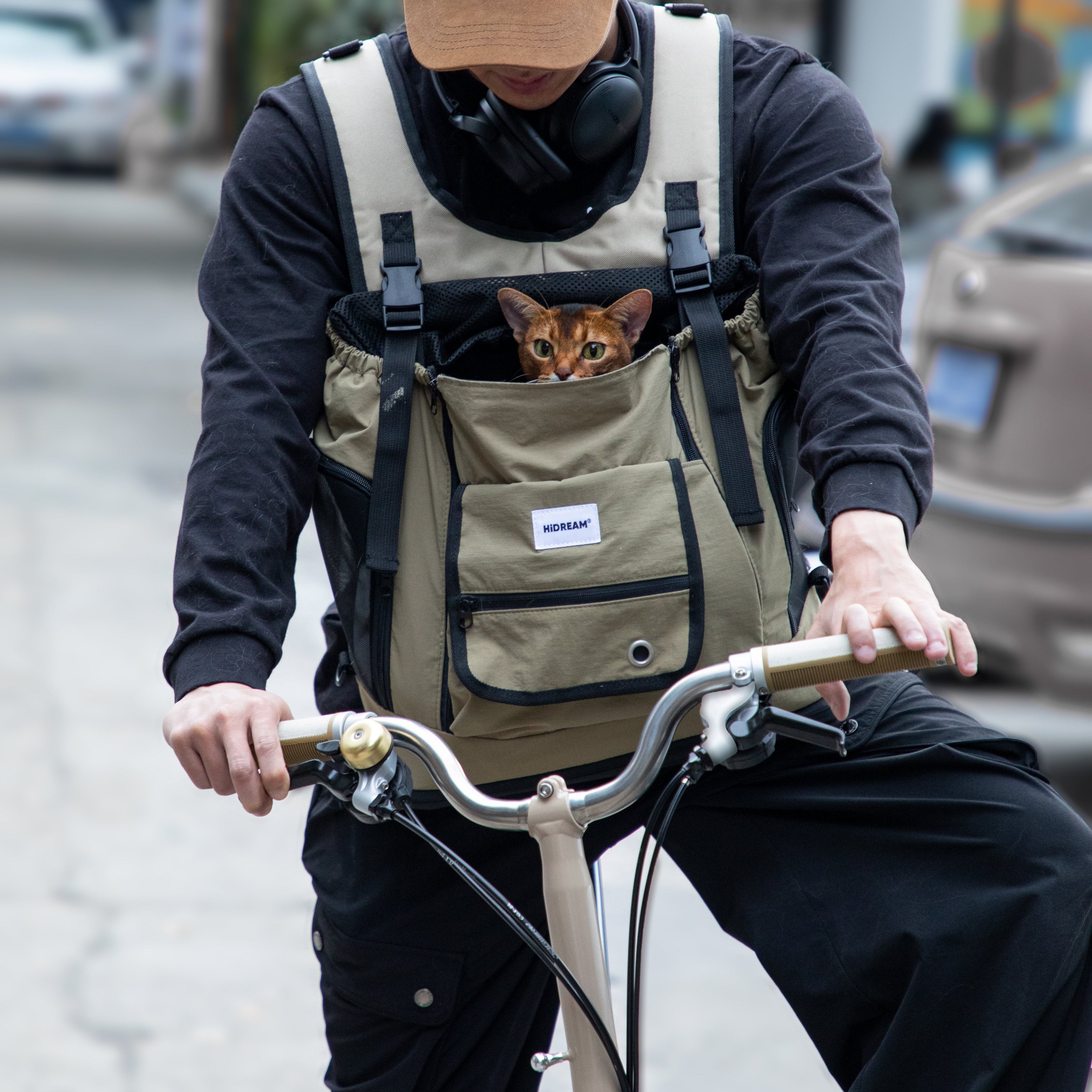 UrbanTrail multifunctional pet front carrier bag with cat during bicycle ride